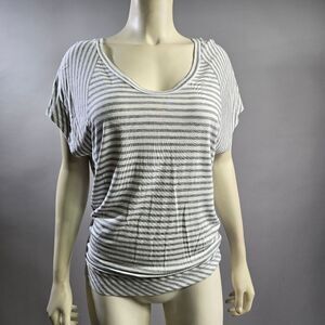 Gap medium top R11